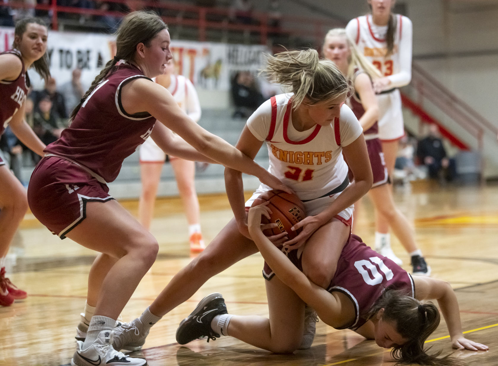 Hellgate vs. Helena girl's basketball 01.JPG